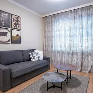  Апартаменты Tina's 2 Bedroom Top Central